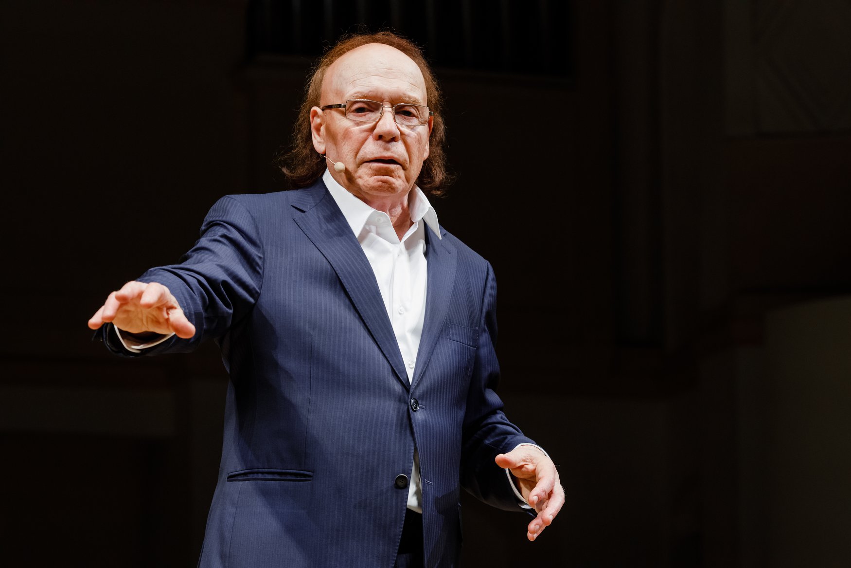 Авторский вечер Эдварда Радзинского. Загадки истории