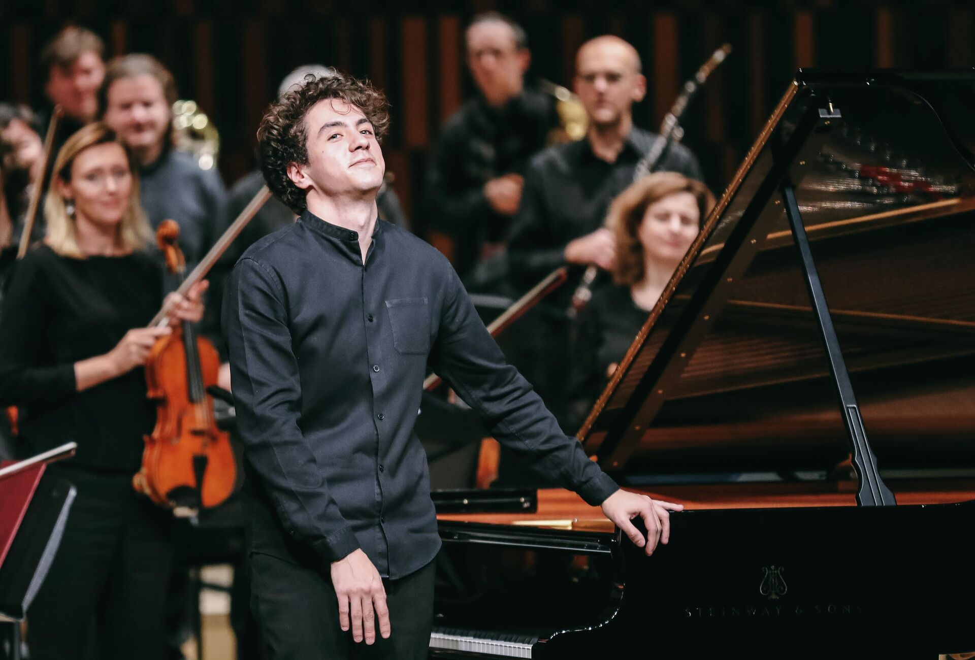 Константин Емельянов